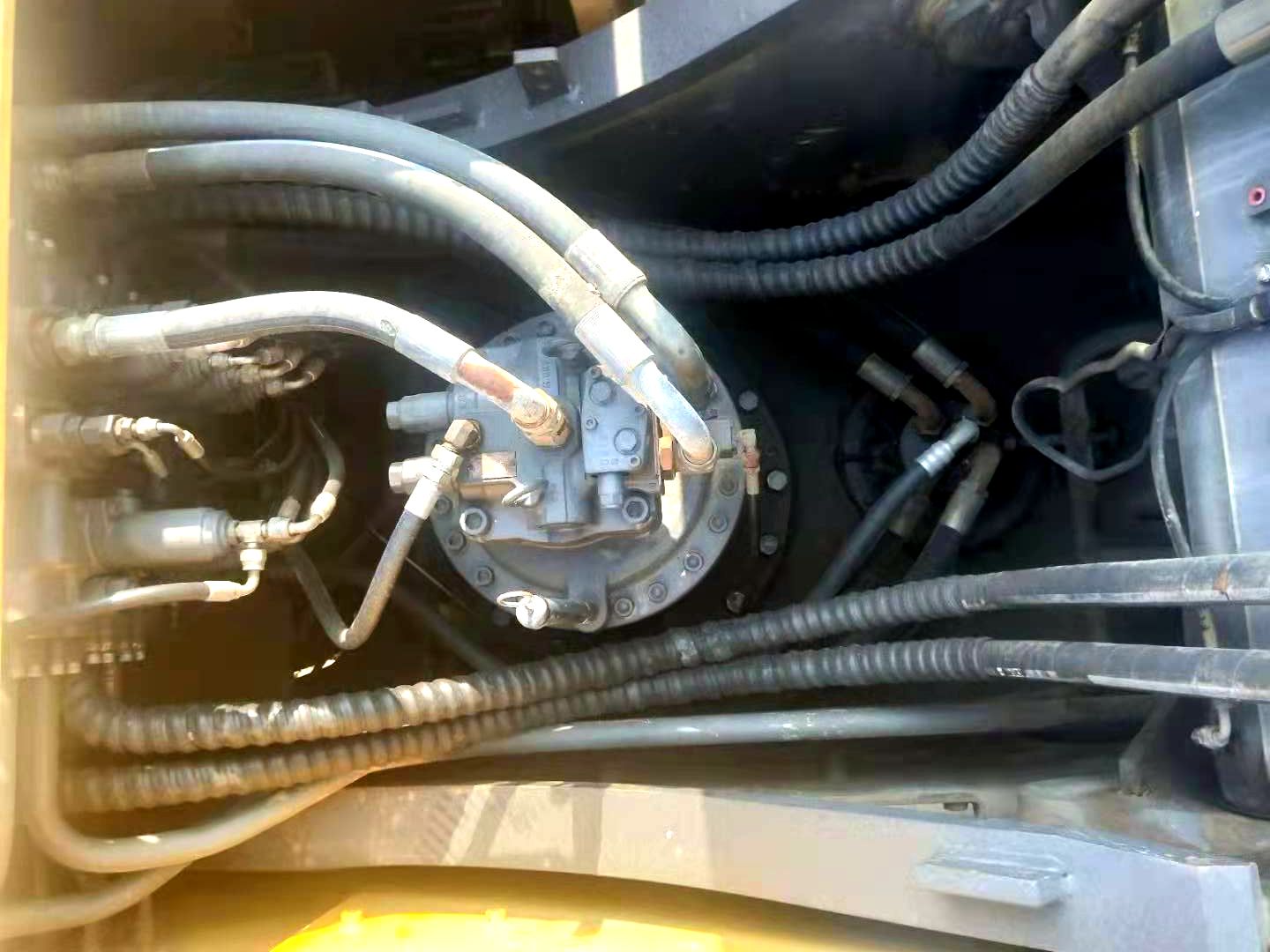 Volvo EC290BLC excavator