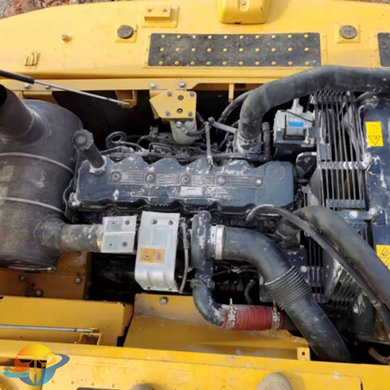 Komatsu PC200-8 excavator