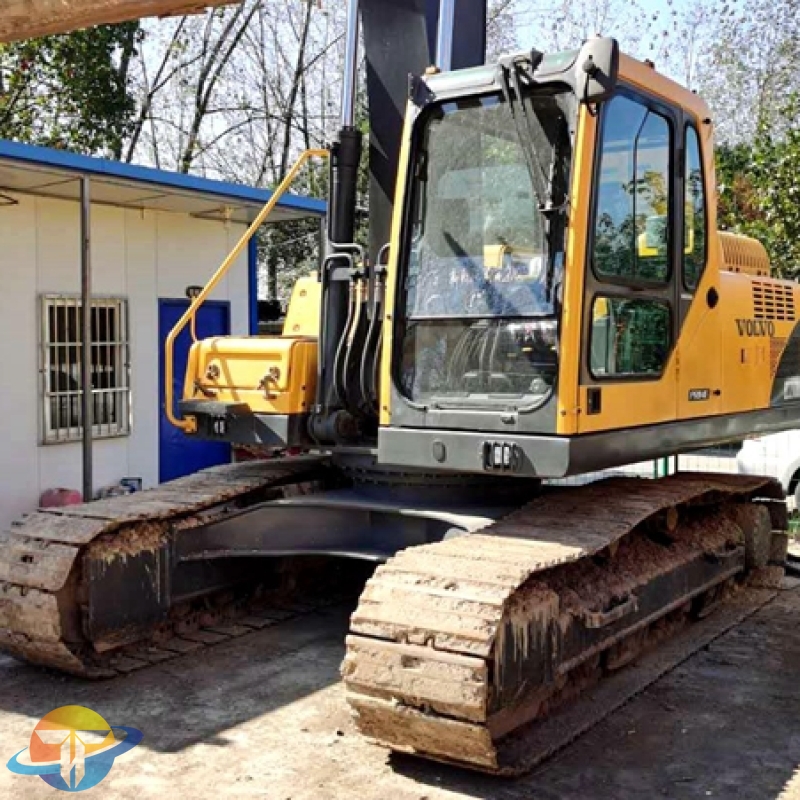 Volvo EC210BLC excavator