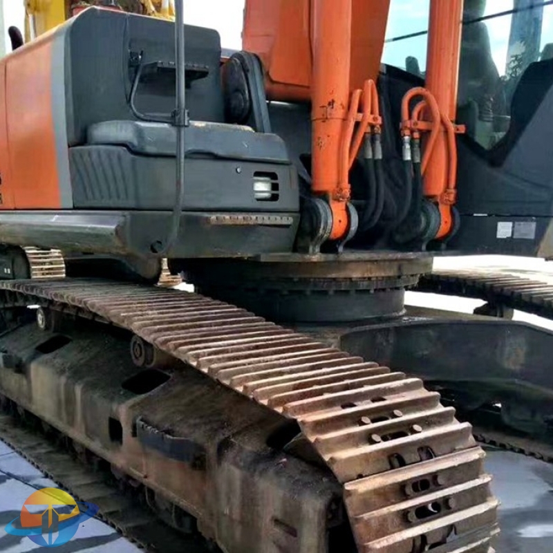 Hitachi ZX360-3 excavator