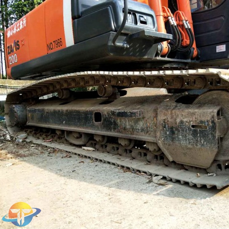 Hitachi ZX200-3 excavator