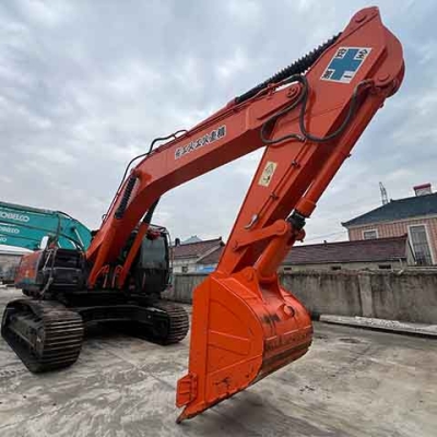 Hitachi ZX200-3 excavator