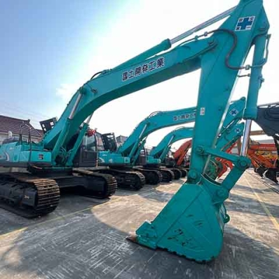 KOBELCO SK380D excavator