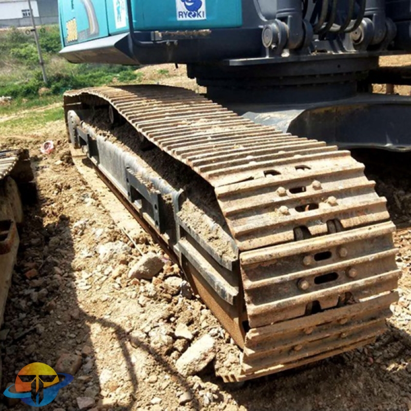 KOBELCO SK380D excavator