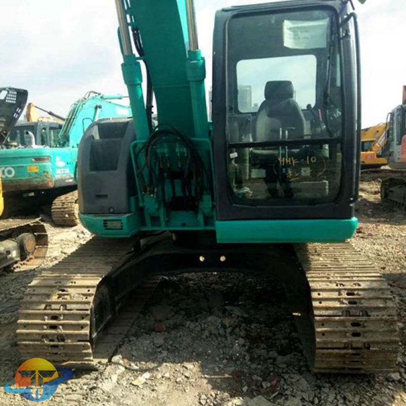 KOBELCO SK135SR excavator