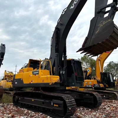 Volvo EC210BLC excavator