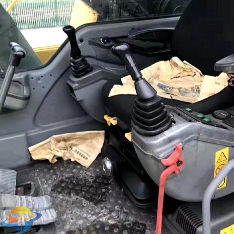 Volvo EC460BLC excavator