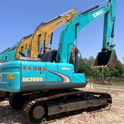 Kobelco SK200LC-8 excavator