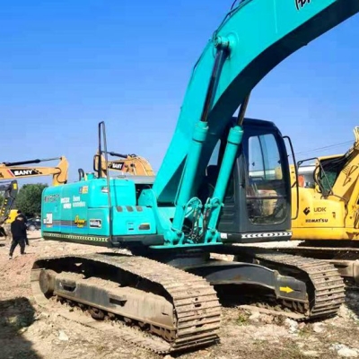 Kobelco SK200LC-8 excavator