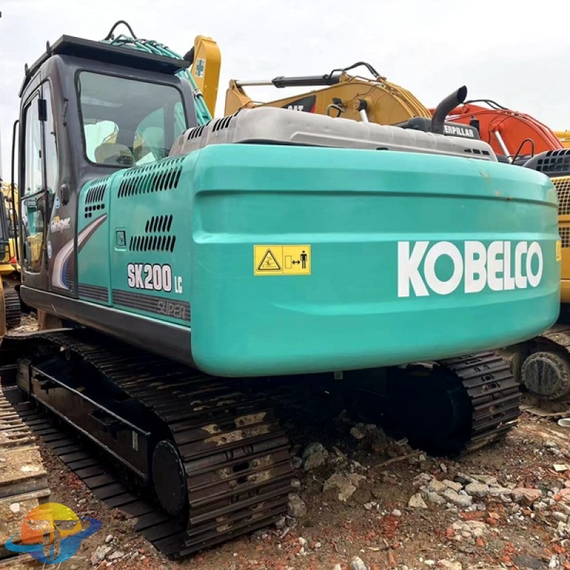 Kobelco SK200LC-8 excavator