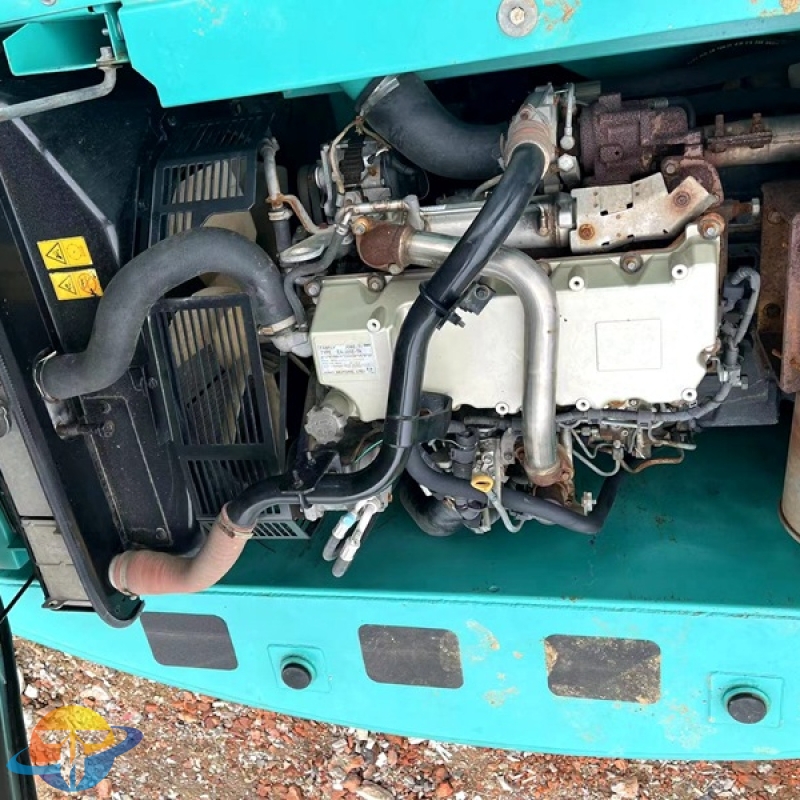Kobelco SK200LC-8 excavator