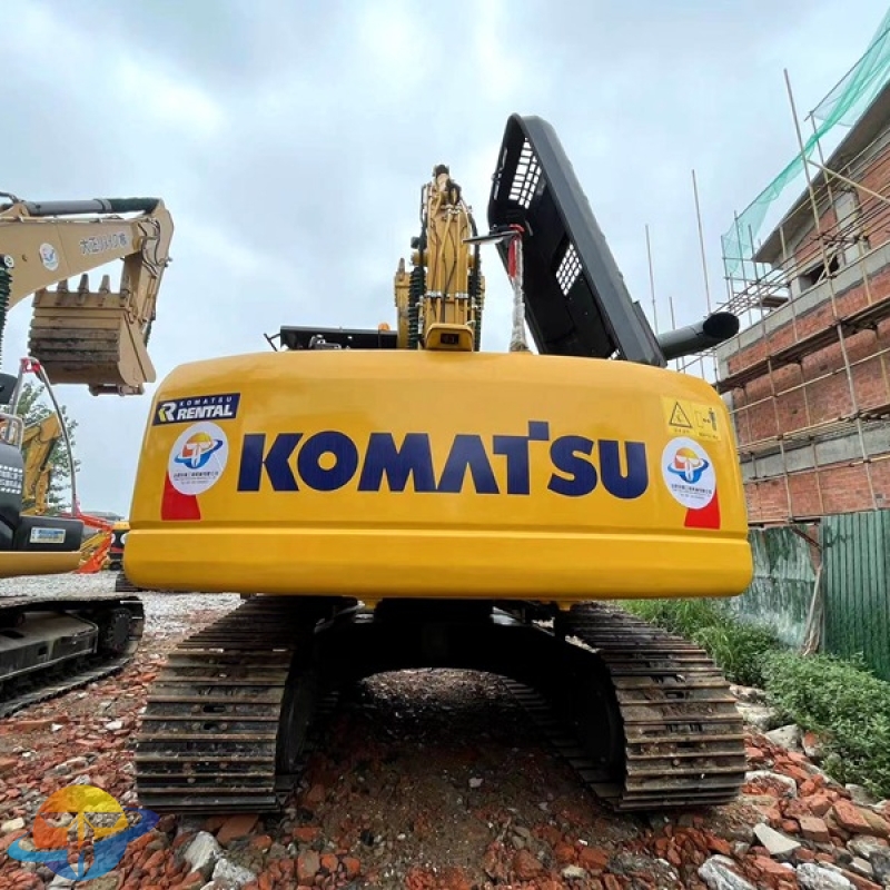 Komatsu PC200-8N1 excavadora