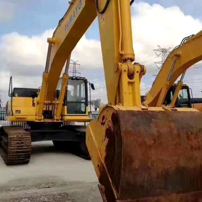 Komatsu PC200-8N1 excavadora