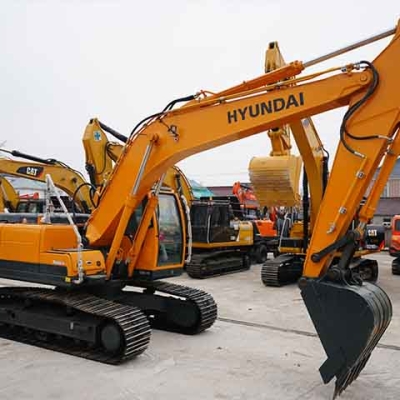 Hyundai R220-9S excavator