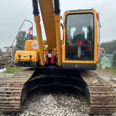 Hyundai R220-9S excavator