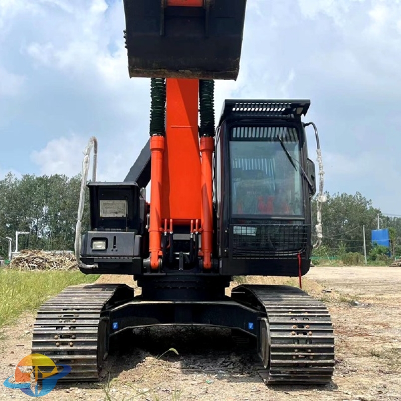 Hitachi ZX200 excavator