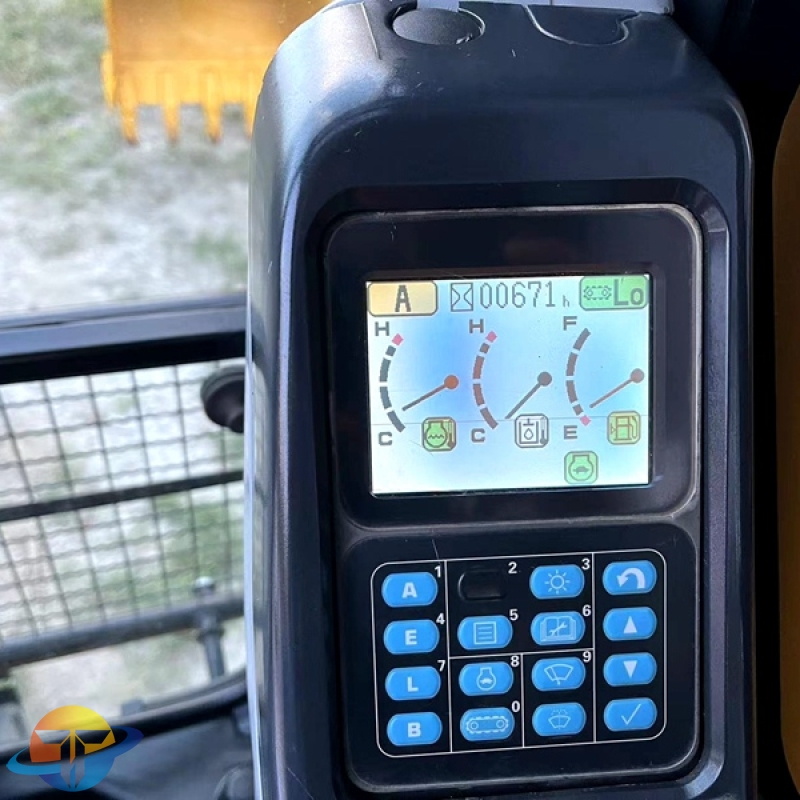 Komatsu PC160-7 excavator