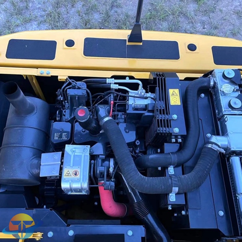 Komatsu PC160-7 excavator