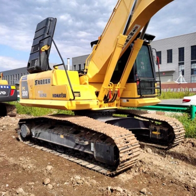 Komatsu PC160-7 excavator