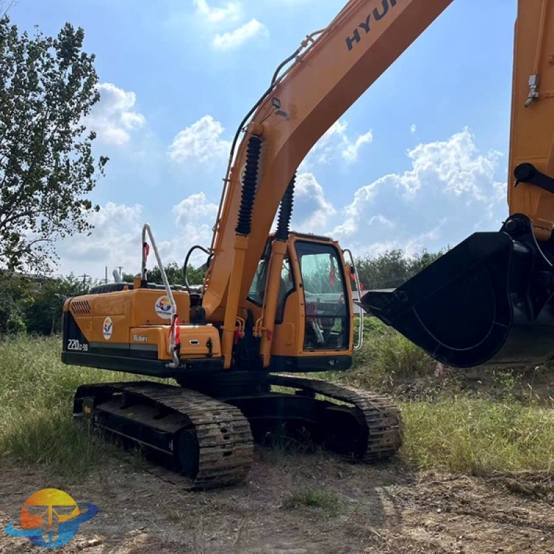 Hyundai R220-9S excavator