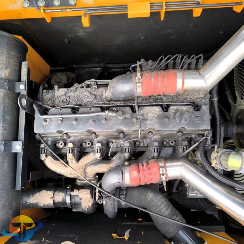 Hyundai R305-9T excavator