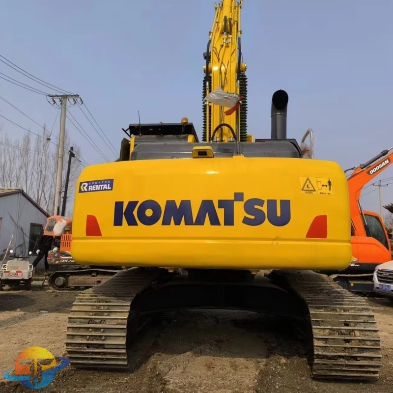 Komatsu PC210LC