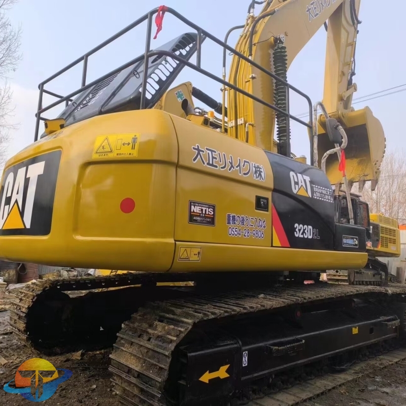 Caterpillar 323