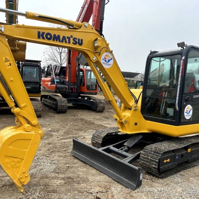 Komatsu PC210--8N1