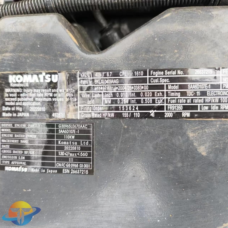 Komatsu PC210--8N1