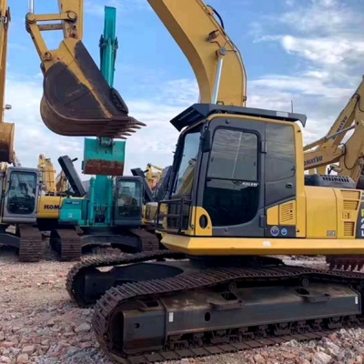 Komatsu PC200