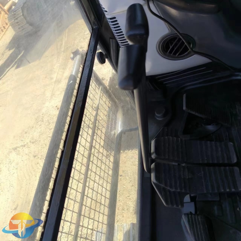 Komatsu PC200
