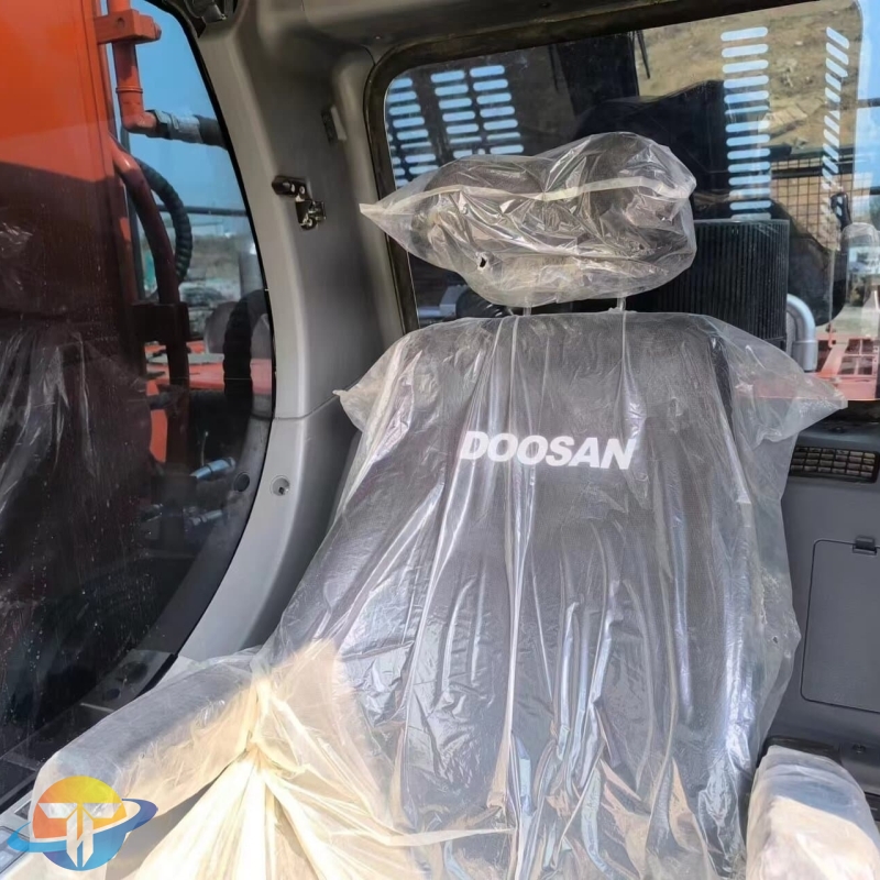 Doosan DX300LC