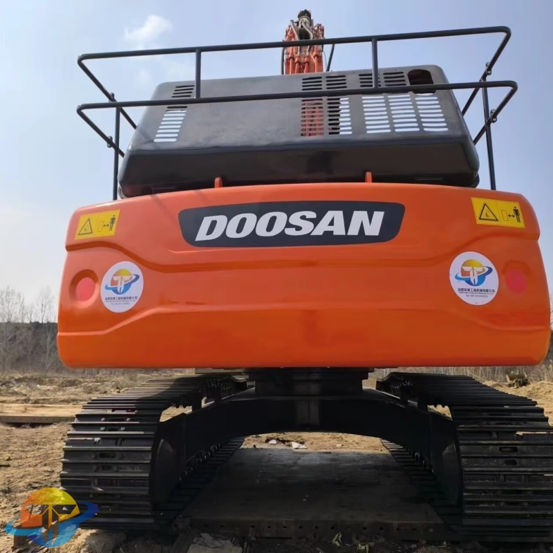 Doosan DX300LC