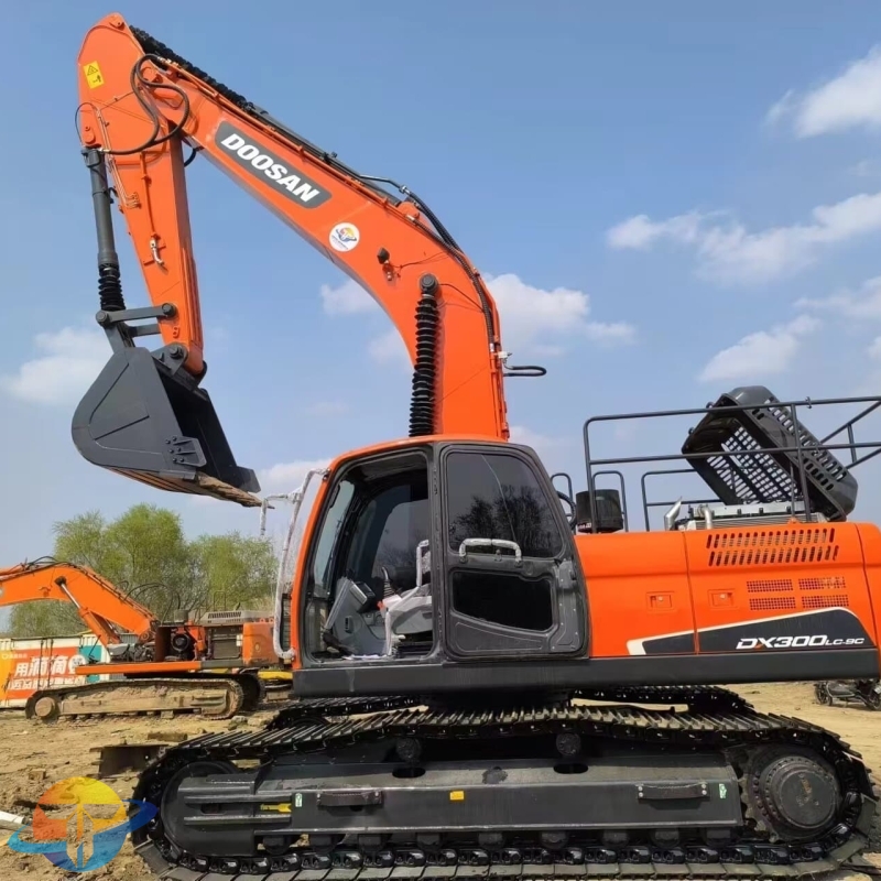 Doosan DX300LC