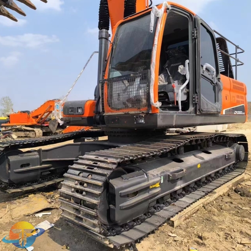 Doosan DX300LC