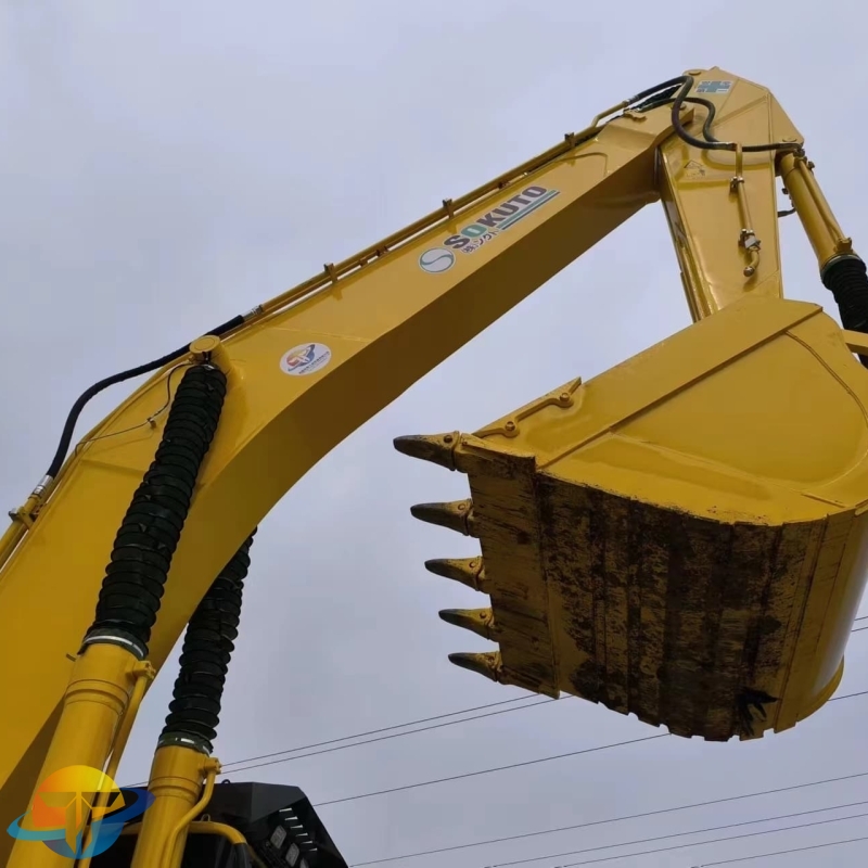 Komatsu 450