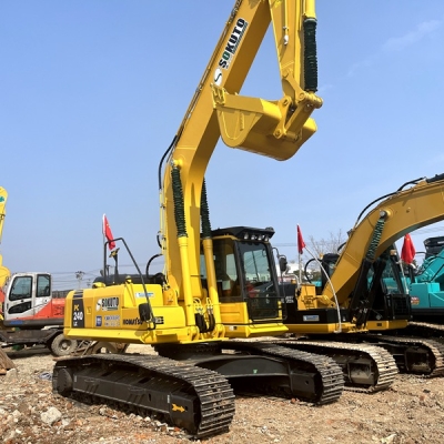 Komatsu 200