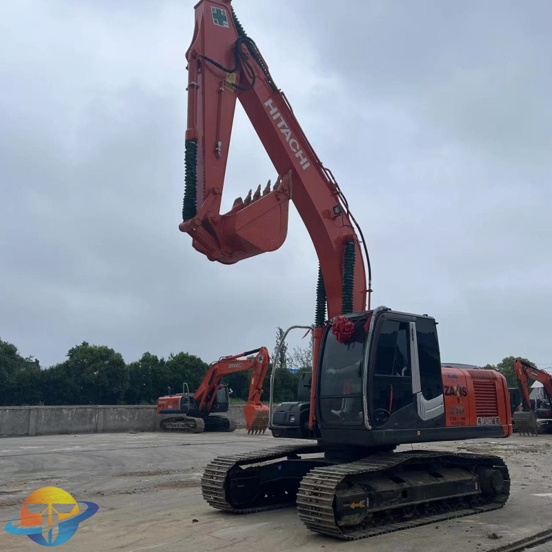 Hitachi 210