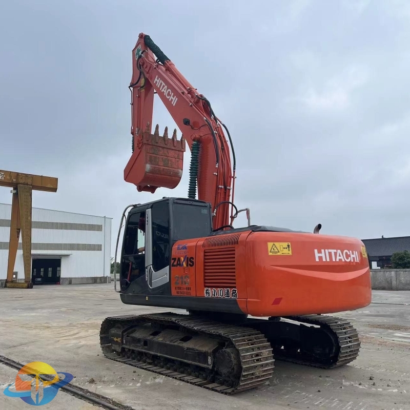 Hitachi 210
