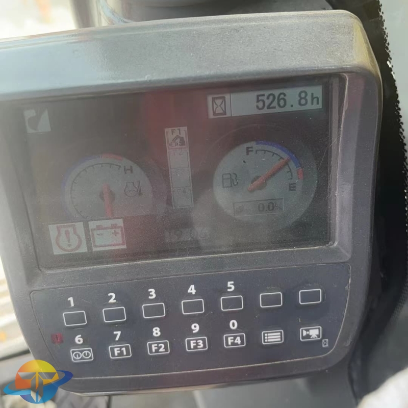 Hitachi 210