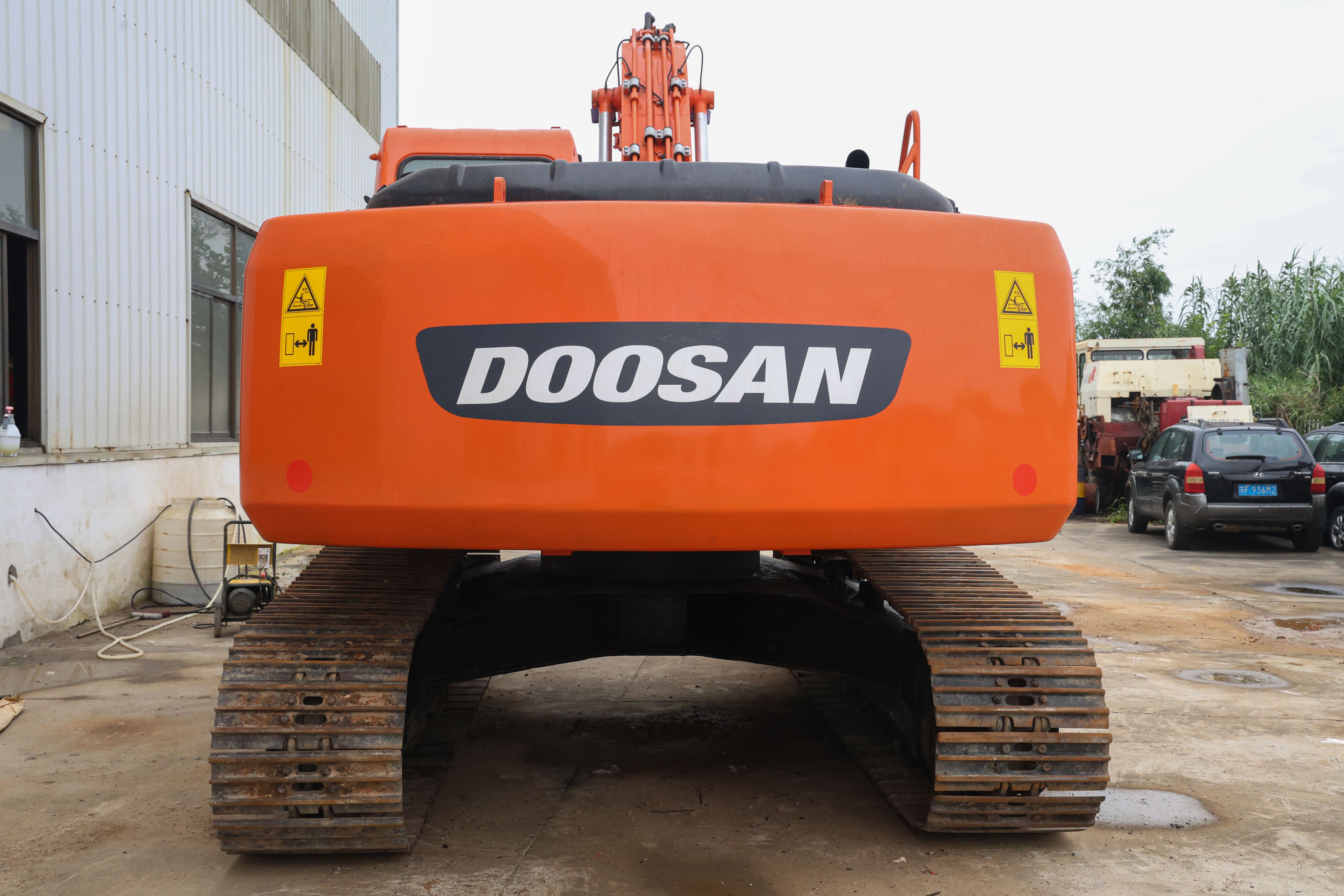 Doosan DH225LC-7