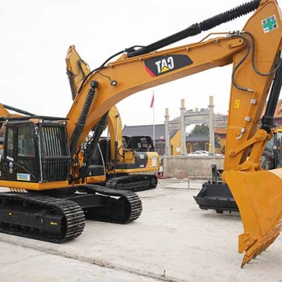 Caterpillar 320D2L（C7.1Engine ）