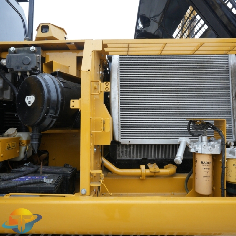 CAT 329 D2L