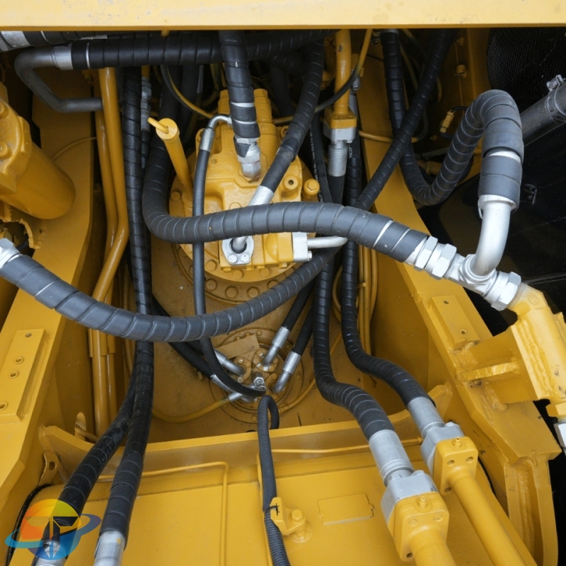 CAT 329 D2L