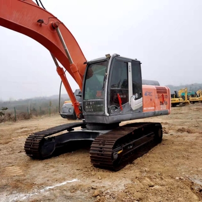 HITACHI 70