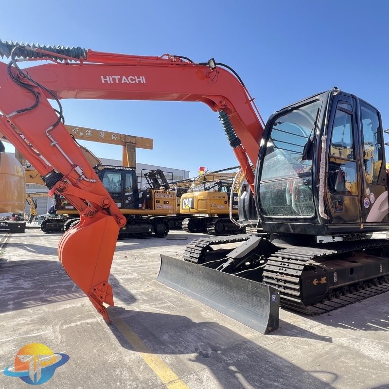 HITACHI 70