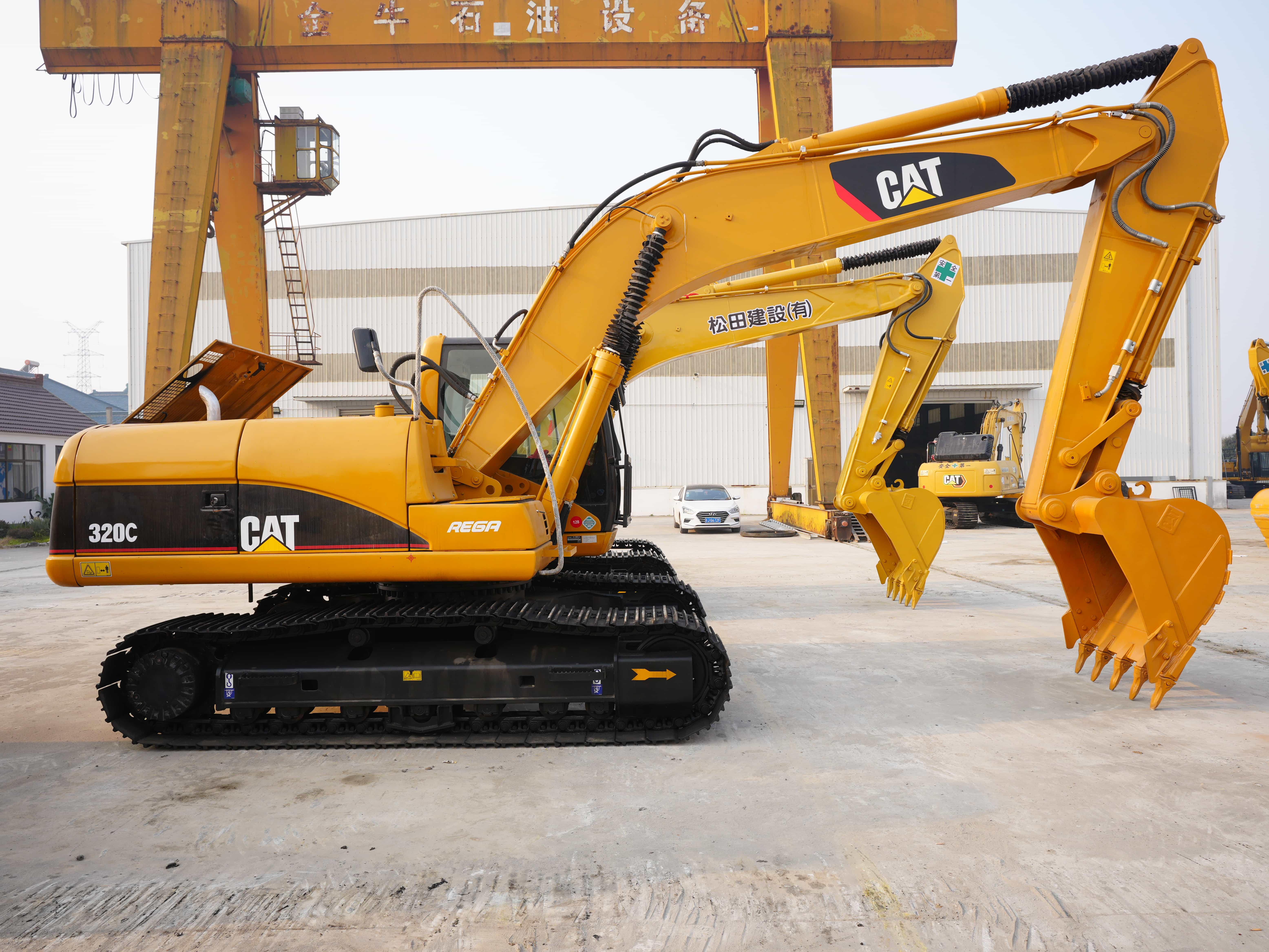 CAT 320 C