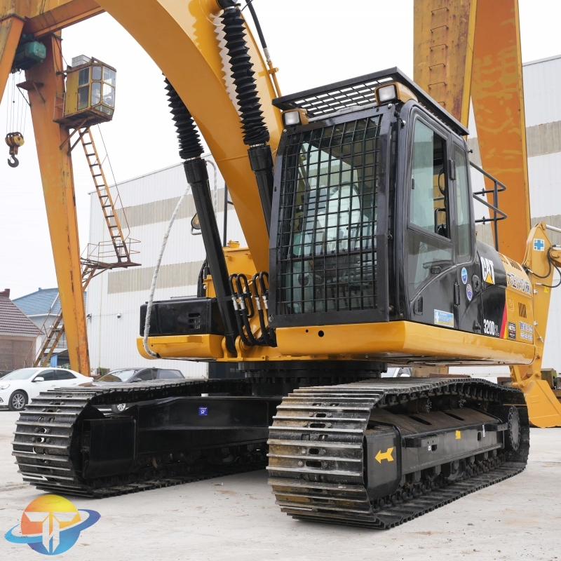 CAT 320 D
