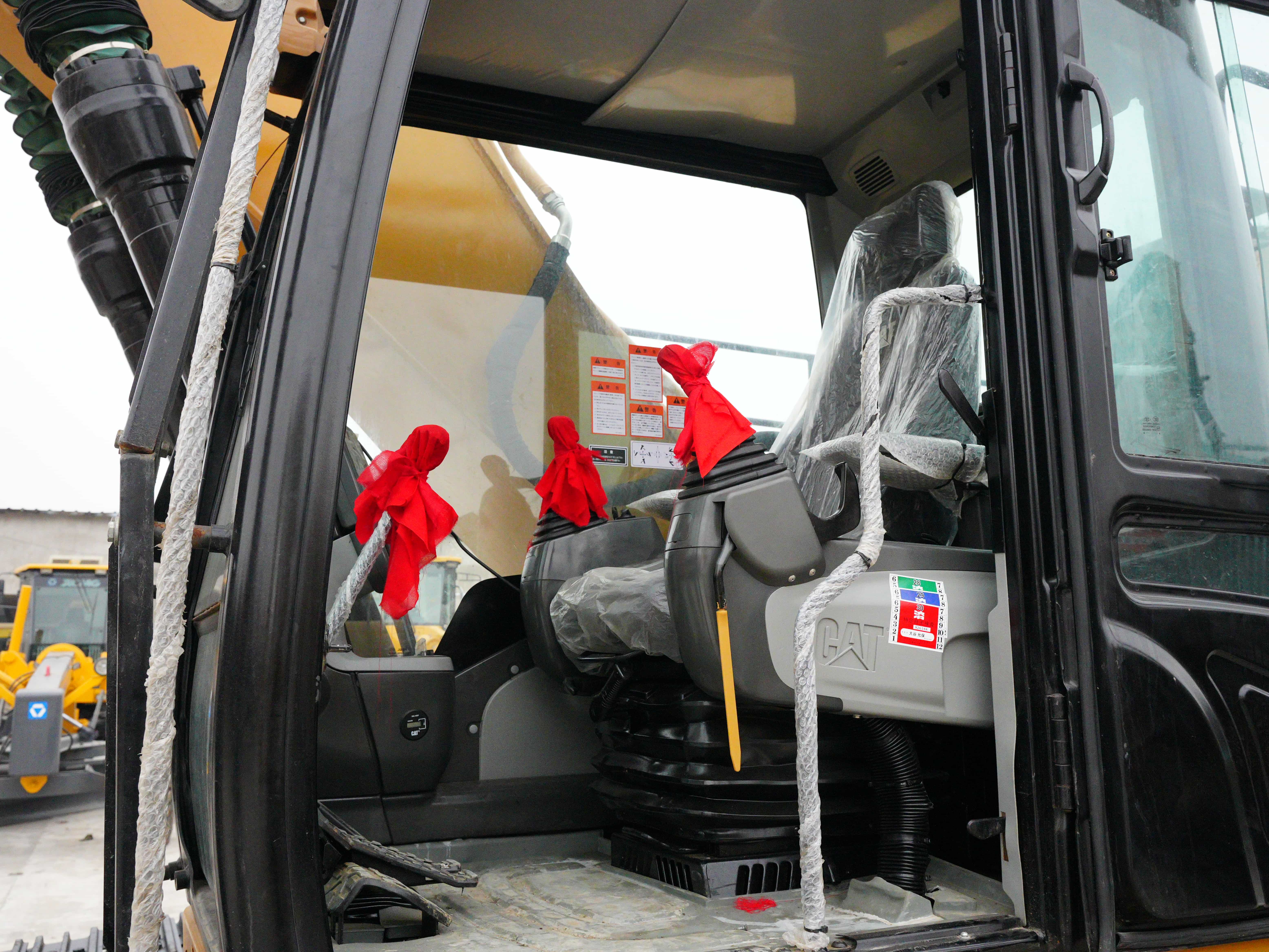 CAT 336D2L