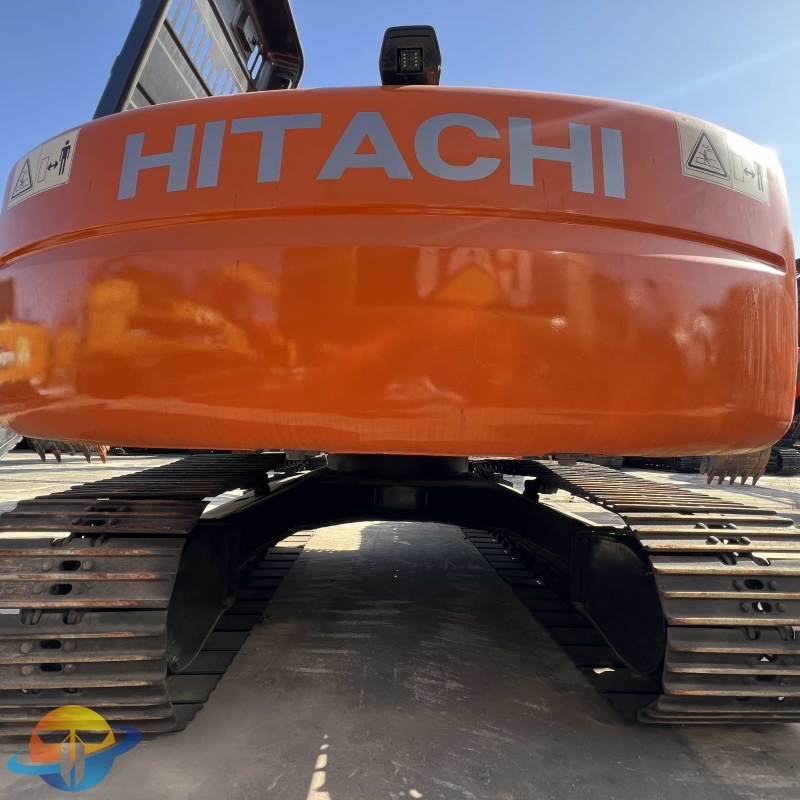 Hitachi 120